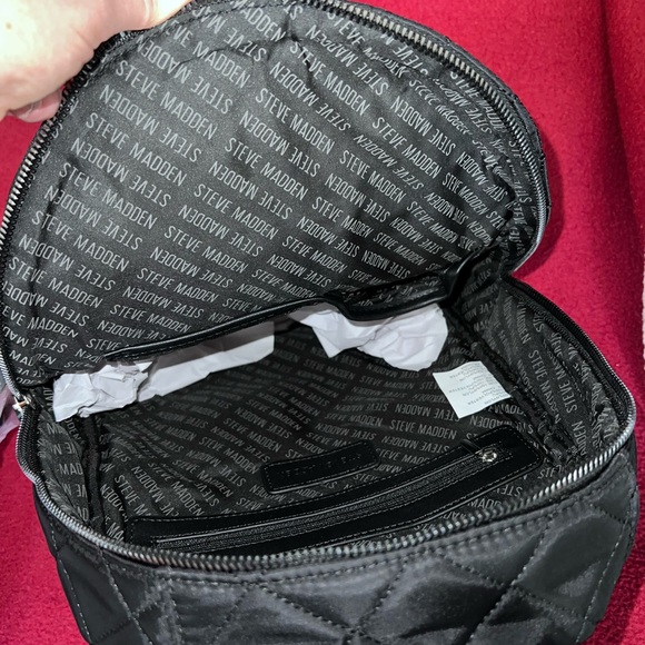 Steve Madden Quilted Backpack**NEW W/TAGS** - Picture 9 of 9
